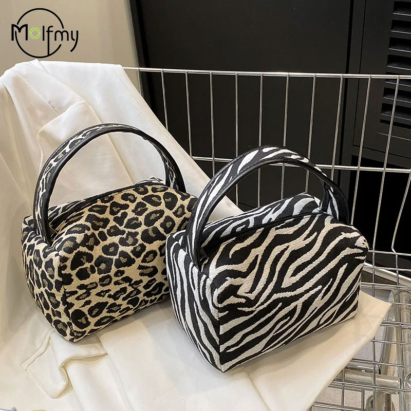 Leopard Makeup Bag Luxury  Lar - Luxury Skincare & Spa Photos ulasan dan harga